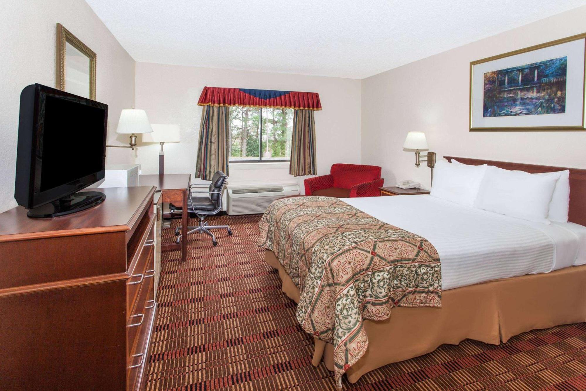 Hotel Baymont By Wyndham Smyrna Exterior foto